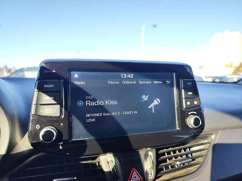 Hyundai i30 1.6 CRDI/85kW Style Navi - fotka 15 z 29