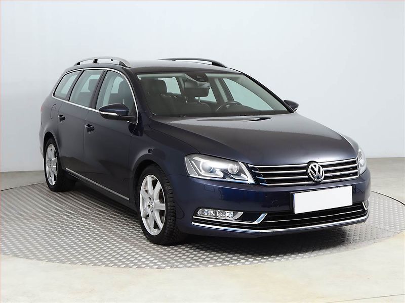 Volkswagen Passat (2012) Highline 2.0 TDI, 4X4 - fotografie inzerátu