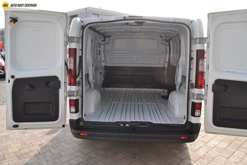 Renault Trafic L1H1P1 dCi 110 Extra GSR2 - fotka 17 z 35