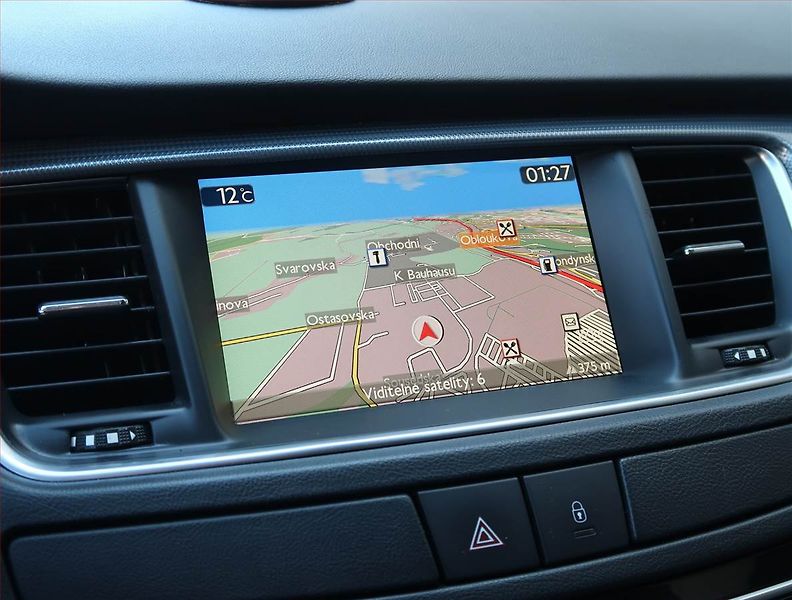Peugeot 508 (2013) 2.0 HDi, Automat, po STK - fotka 13 z 15