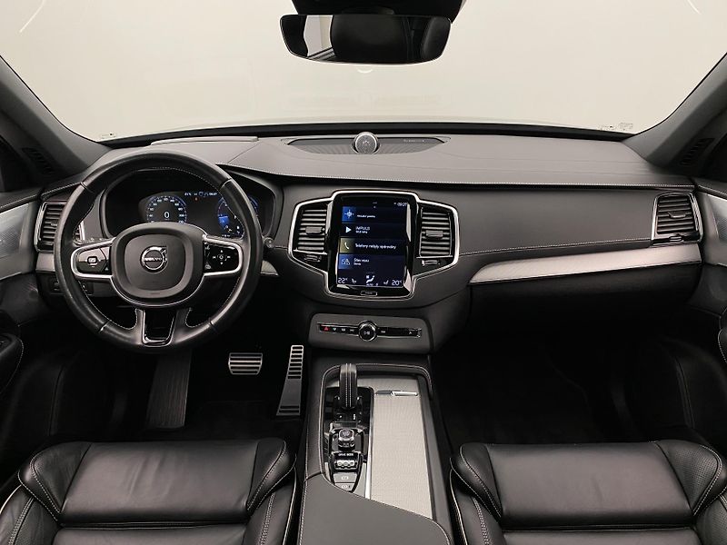 Volvo XC90 B5 AWD R-DESIGN AUT REZERVACE - fotka 2 z 52