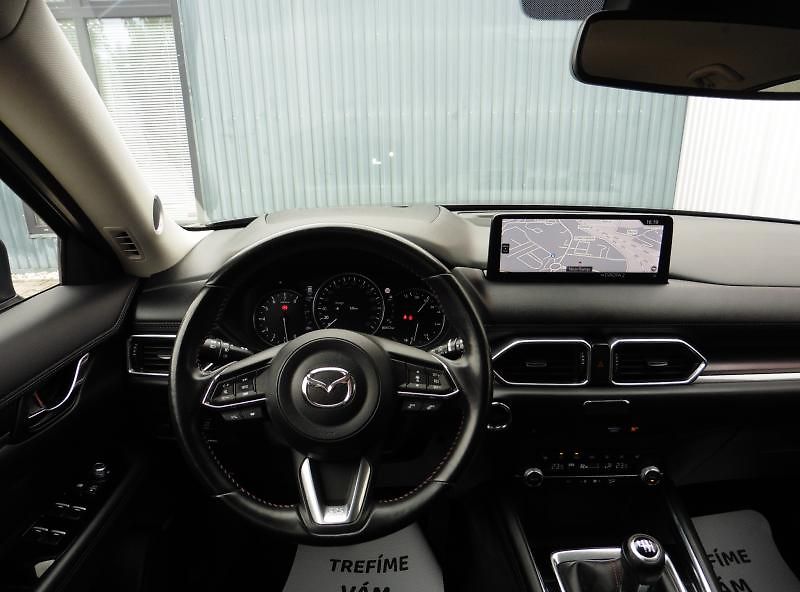 Mazda CX-5 2.0 Sky-G 165k Homura M/T - fotka 12 z 17