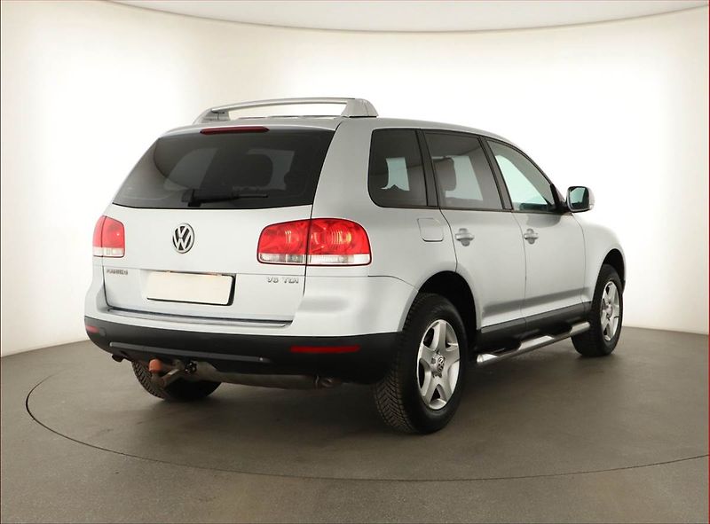 Volkswagen Touareg (2006) 3.0 V6 TDI, 4X4, Automat - fotka 5 z 16