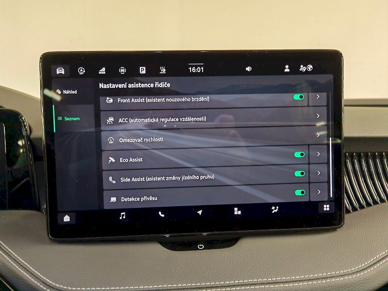 Škoda Superb (2025) Combi 2.0 TDI 142 kW DSG 4x4 S - fotka 12 z 36