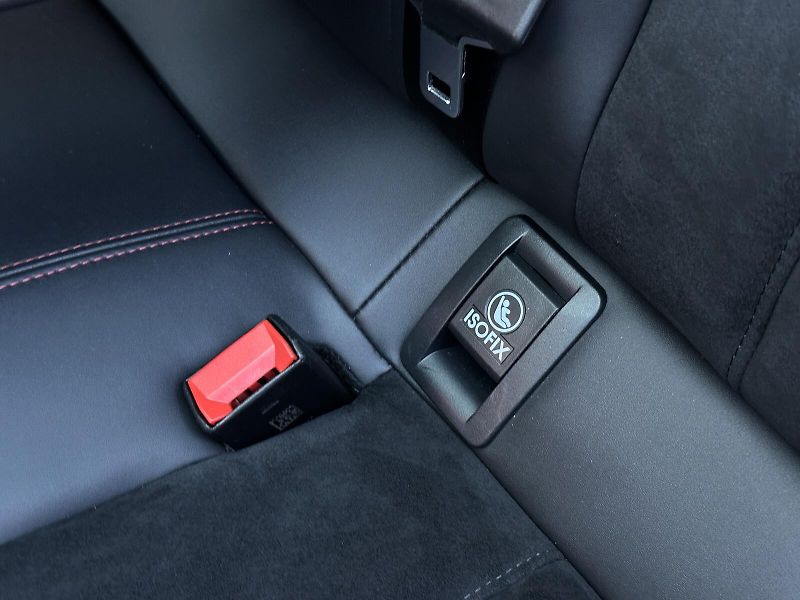 Peugeot 308 308 GTi 272PS NAVI Soundsystem - fotka 39 z 43