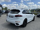 Porsche Cayenne (2015) Porsche Cayenne 2015 - náhled 7