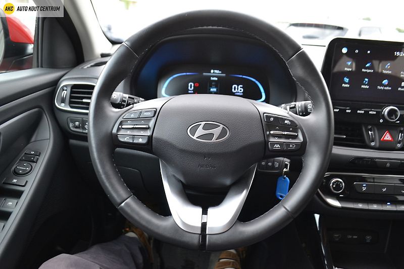 Hyundai i30 WG 1,5I MT SMART FL NAVI - fotka 30 z 44