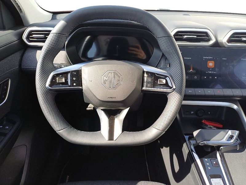 MG ZS EMOTION hybrid+ 145 kW - fotka 3 z 6