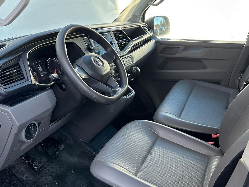Volkswagen Transporter combi - fotka 6 z 21
