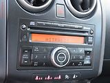 Nissan Qashqai (2009) 2.0i, AC, tempo - náhled 15