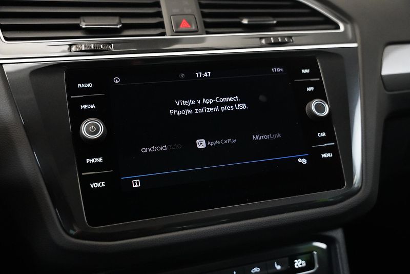 Volkswagen Tiguan - fotka 18 z 27