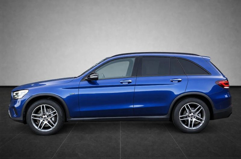 Mercedes-Benz GLC 300e, 4Matic, ČR, Vzduch - fotka 2 z 33