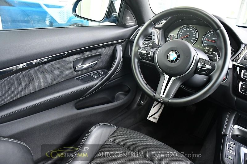 BMW M4 3.0i 45tKM!! ČR DPH LED - fotka 18 z 53