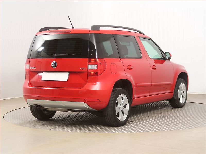 Škoda Yeti (2015) 2.0 TDI, Tempomat - fotka 5 z 15