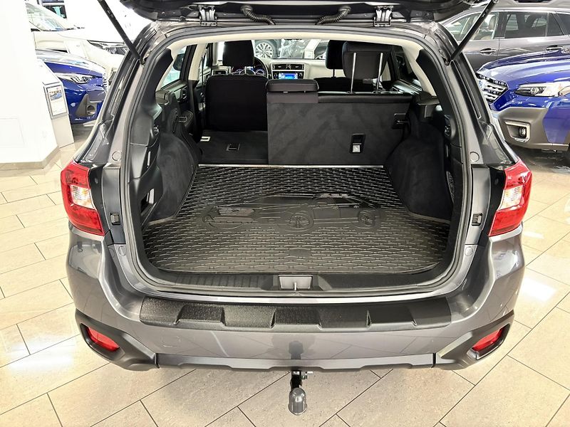Subaru Outback 2.5i Active ES Lineartronic - fotka 19 z 41