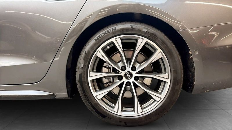 Audi A6 (2026) 2,0TDI  AVANT Quattro S-Line - fotka 14 z 15