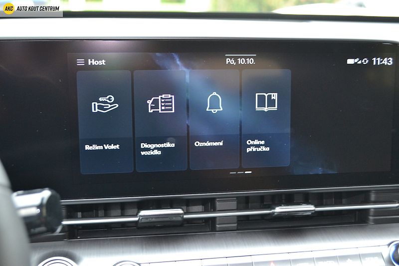 Hyundai Kona 1.0T-GDI DCT STYLE ECO TT - fotka 29 z 54