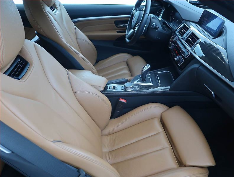 BMW Řada 4 (2020) 440i xDrive - fotka 9 z 22