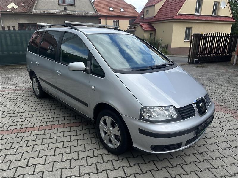 Seat Alhambra 1,9 TDI 7.MÍST BEZ KOROZE - fotografie inzerátu