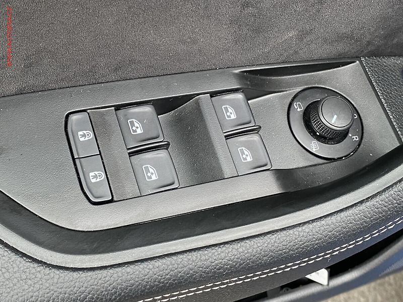 Škoda Superb (2022) 2.0 TDi, 2.maj,ČR, SportLine - fotka 11 z 19