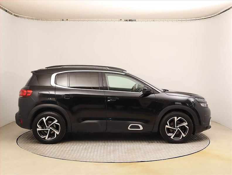 Citroën C5 Aircross (2019) BlueHDi 180, Automat - fotka 6 z 29