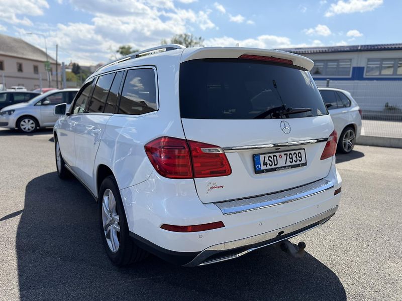 Mercedes-Benz GL 350Cdi, 7míst, Tažné - fotka 3 z 16