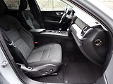 Volvo XC60 B4 145kW AWD LED Mild-Hybrid - náhled 23