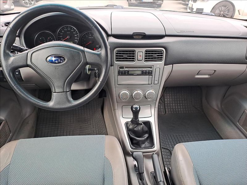 Subaru Forester 2,0 i 4x4 KOUPENO CZ - fotka 9 z 14