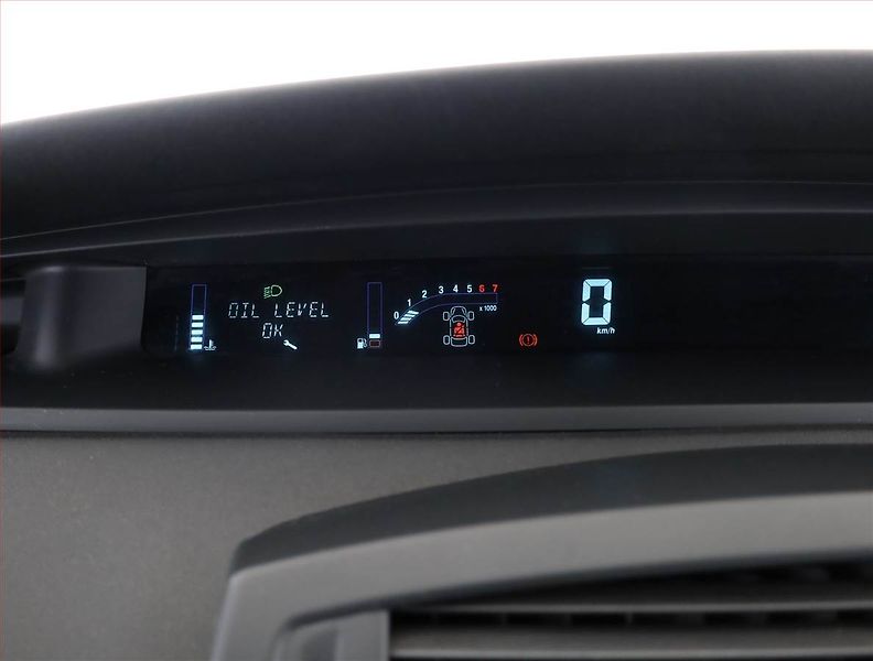 Renault Grand Scénic (2005) 2.0 16V, 7 míst, ČR,1.maj - fotka 8 z 13