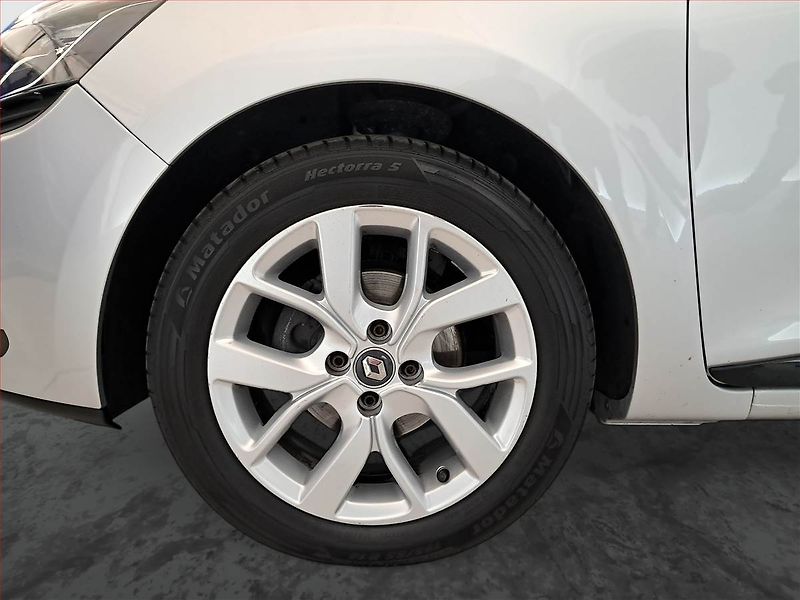 Renault Clio (2019) 0.9 TCe, ČR,1.maj, Navi - fotka 15 z 20