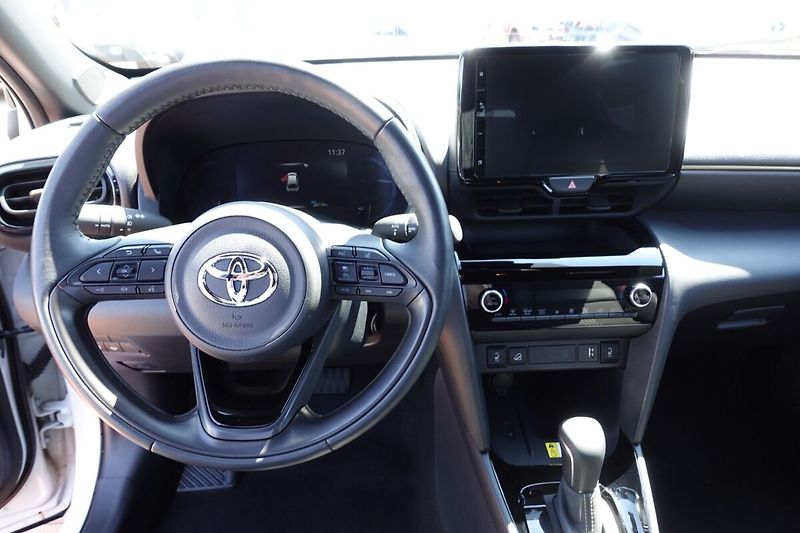 Toyota Yaris Cross 1,5 HEV Adventure 4x4 - fotka 15 z 34