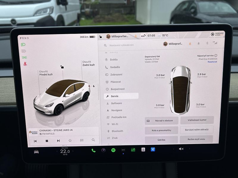 Tesla Model Y LONG RANGE DUAL MOTOR  TZ 92% - fotka 34 z 56
