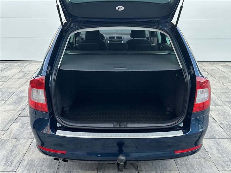 Škoda Octavia 1,8 TSI 152PS  Ambition Family - fotka 34 z 48