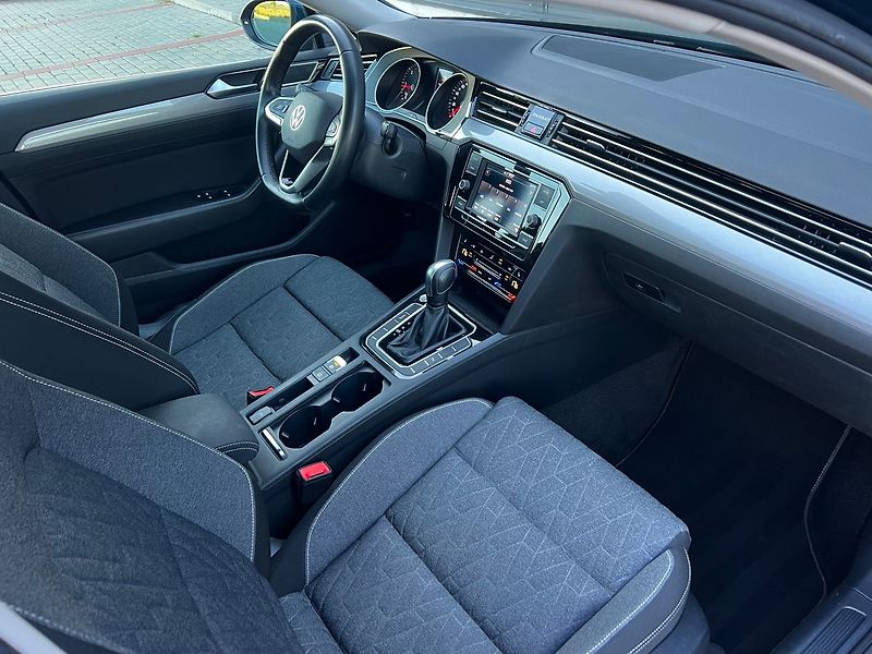 Volkswagen Passat - fotka 22 z 50