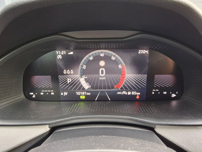 Škoda Scala (2025) Top Selection DSG 1,0TSi 85kW - fotka 16 z 33