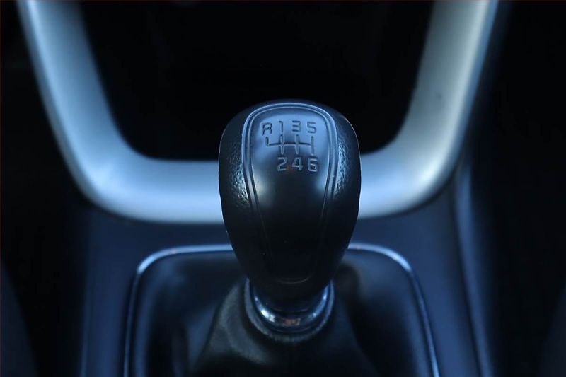 Kia Ceed (2012) 1.4 CVVT, Serv.kniha - fotka 18 z 19