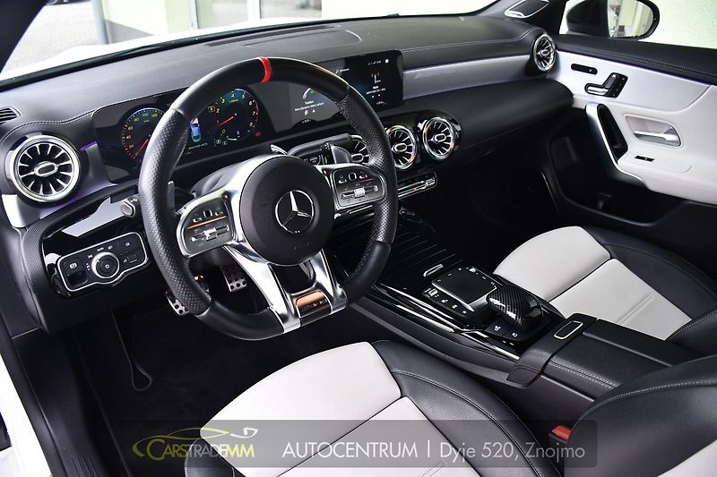 Mercedes-Benz CLA AMG 35 KESSY PANO 4MATIC - fotka 9 z 58