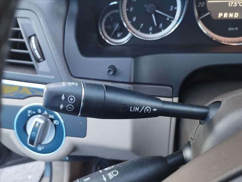 Mercedes-Benz Třídy E CDi 170KW   3,0 - fotka 15 z 20