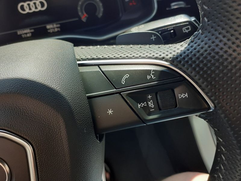 Audi Q7 (2020) 50 TDi  S -Line Mild-hybrid - fotka 10 z 41