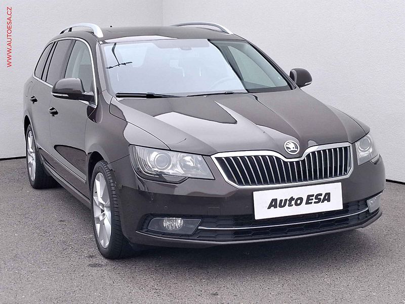 Škoda Superb (2015) 2.0 TDi, Elegance, +kola - fotografie inzerátu
