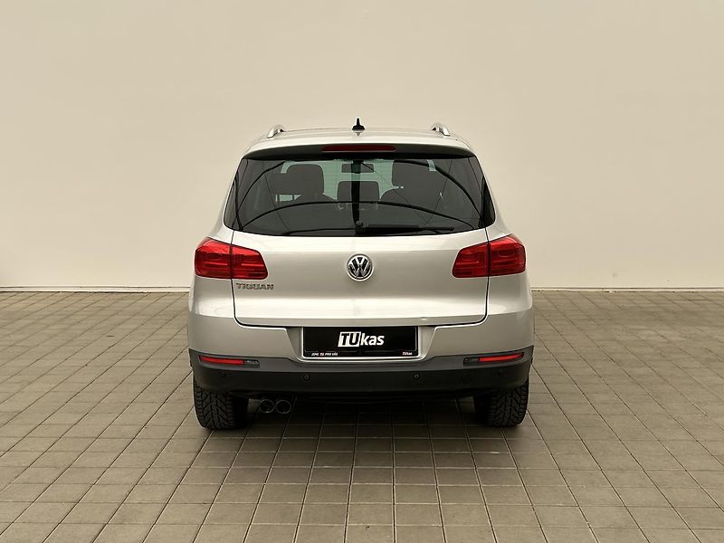 Volkswagen Tiguan 2.0 TDI 4x4 CUP - fotka 4 z 26