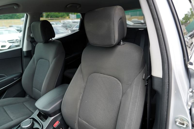 Hyundai Santa Fe 2.2 CRDi 4WD/Style/4x4/CZ - fotka 24 z 50