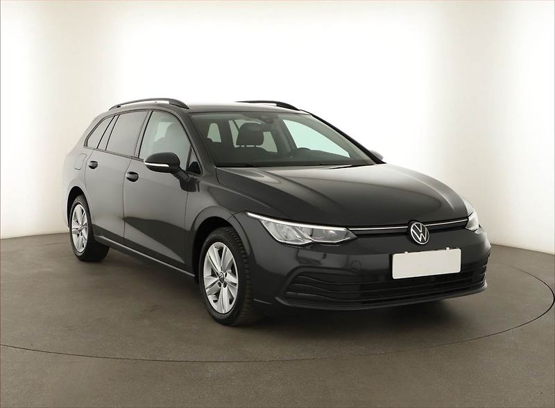 Volkswagen Golf (2023) Life 2.0 TDI, Automat - fotografie inzerátu
