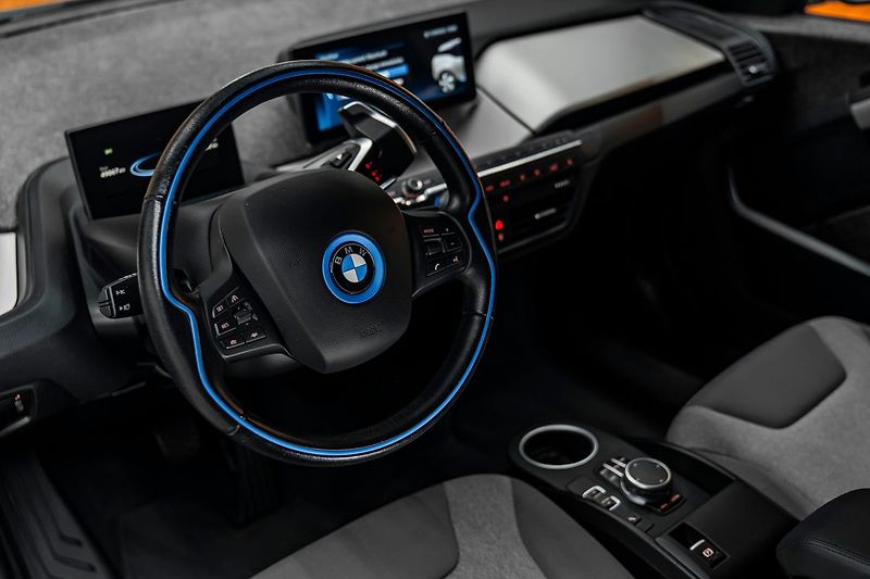 BMW i3 - fotka 21 z 28