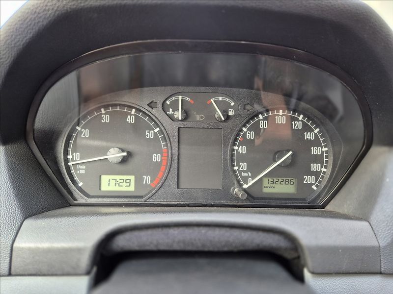 Škoda Fabia 1.4MPi*po STK - fotka 12 z 12