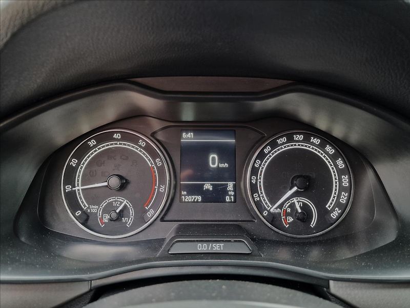 Škoda Kamiq 1.0TSI CNG Style,REZERVACE - fotka 22 z 50