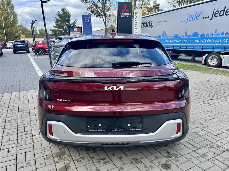 Kia XCeed (2026) 1,6 T-GDI 110KW  TOP - fotka 5 z 25