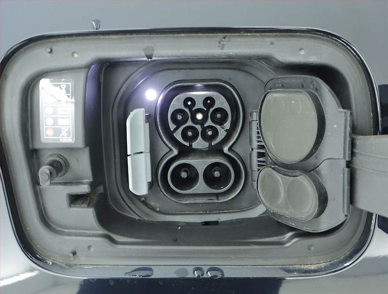 BMW iX3 (2021) 80 kWh - fotka 26 z 27