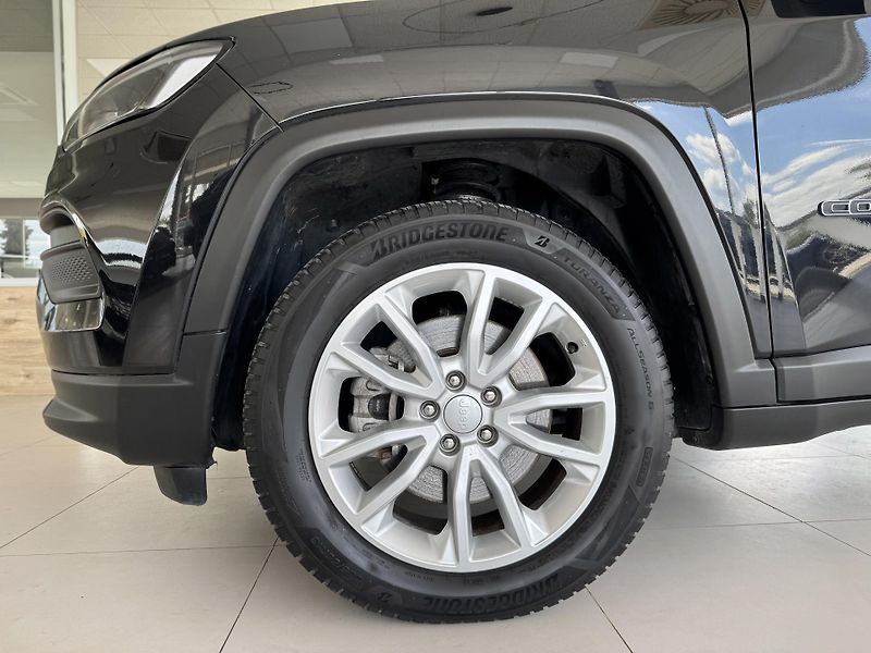 Jeep Compass 1,3T 4xe*AWD*FACELIFT*Kam*DPH - fotka 33 z 34