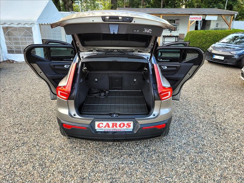 Volvo XC40 T4 PHEV R-design kůže,kůže - fotka 38 z 49